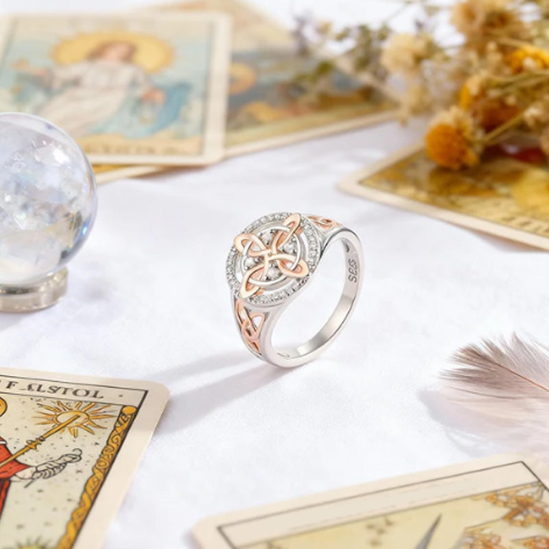 טבעת זירקון עם קשר קלטי אלגנטית בשני גוונים